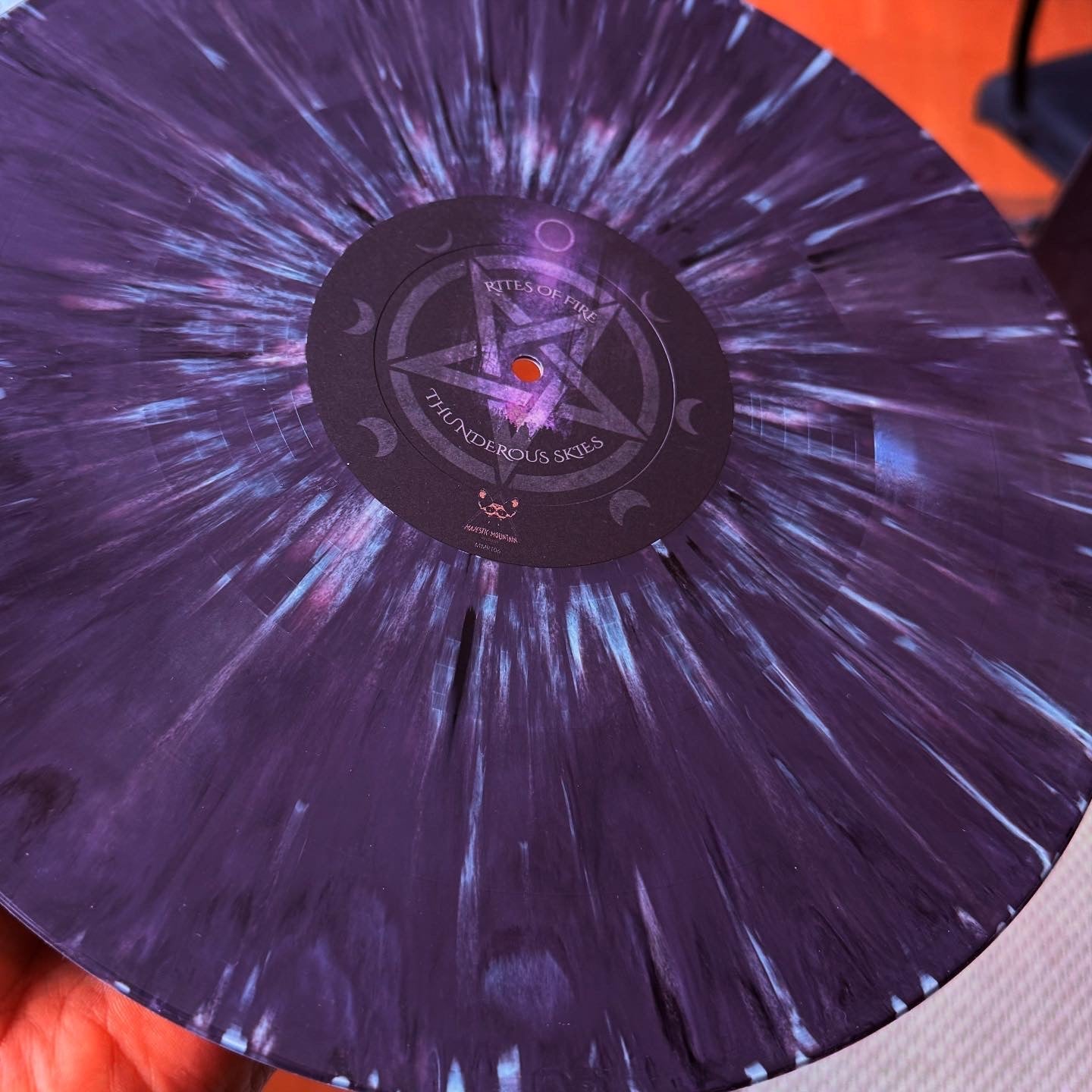 Hexjakt - Hexjakt (comes with a patch) - Majestic Mountain Records